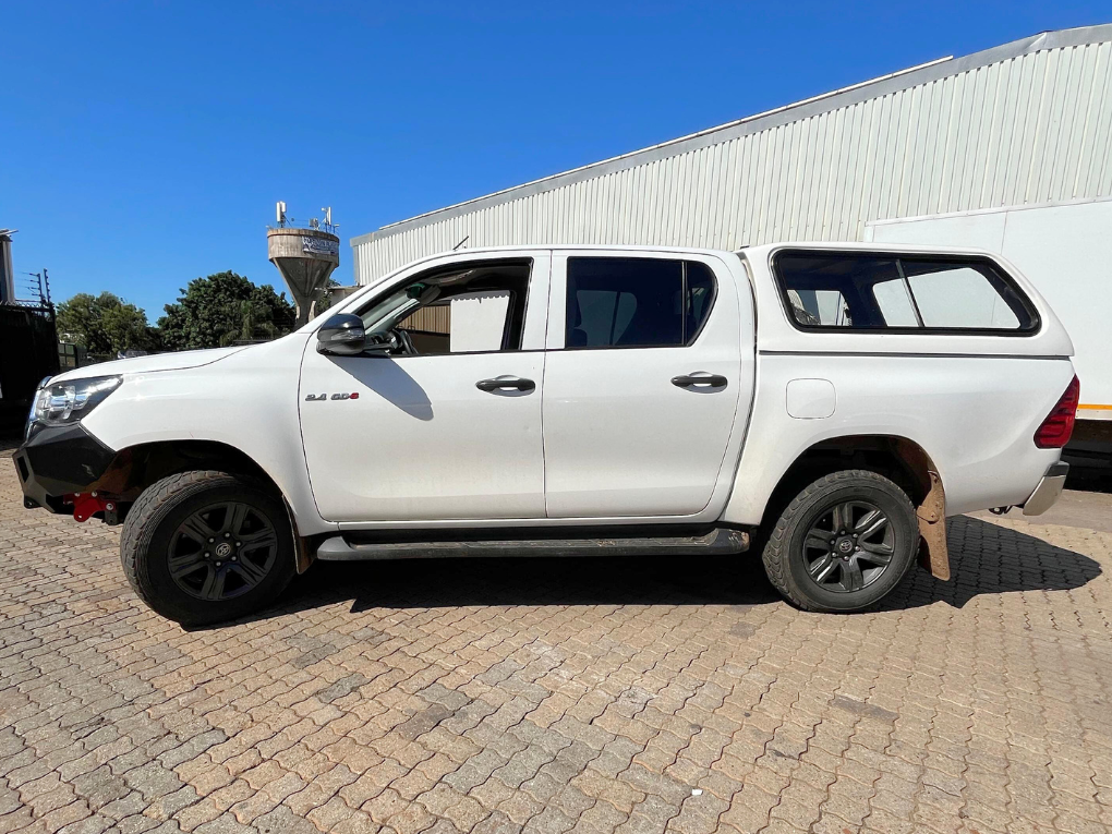 tf 06 slim hilux legend 2021 on (6)